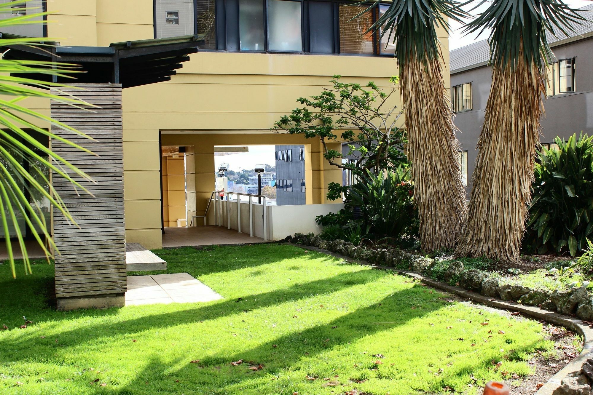 Apollo On Nelson Aparthotel Auckland Bagian luar foto